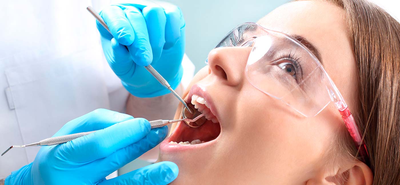 Limpeza dentária no consultório do dentista é muito dolorido?